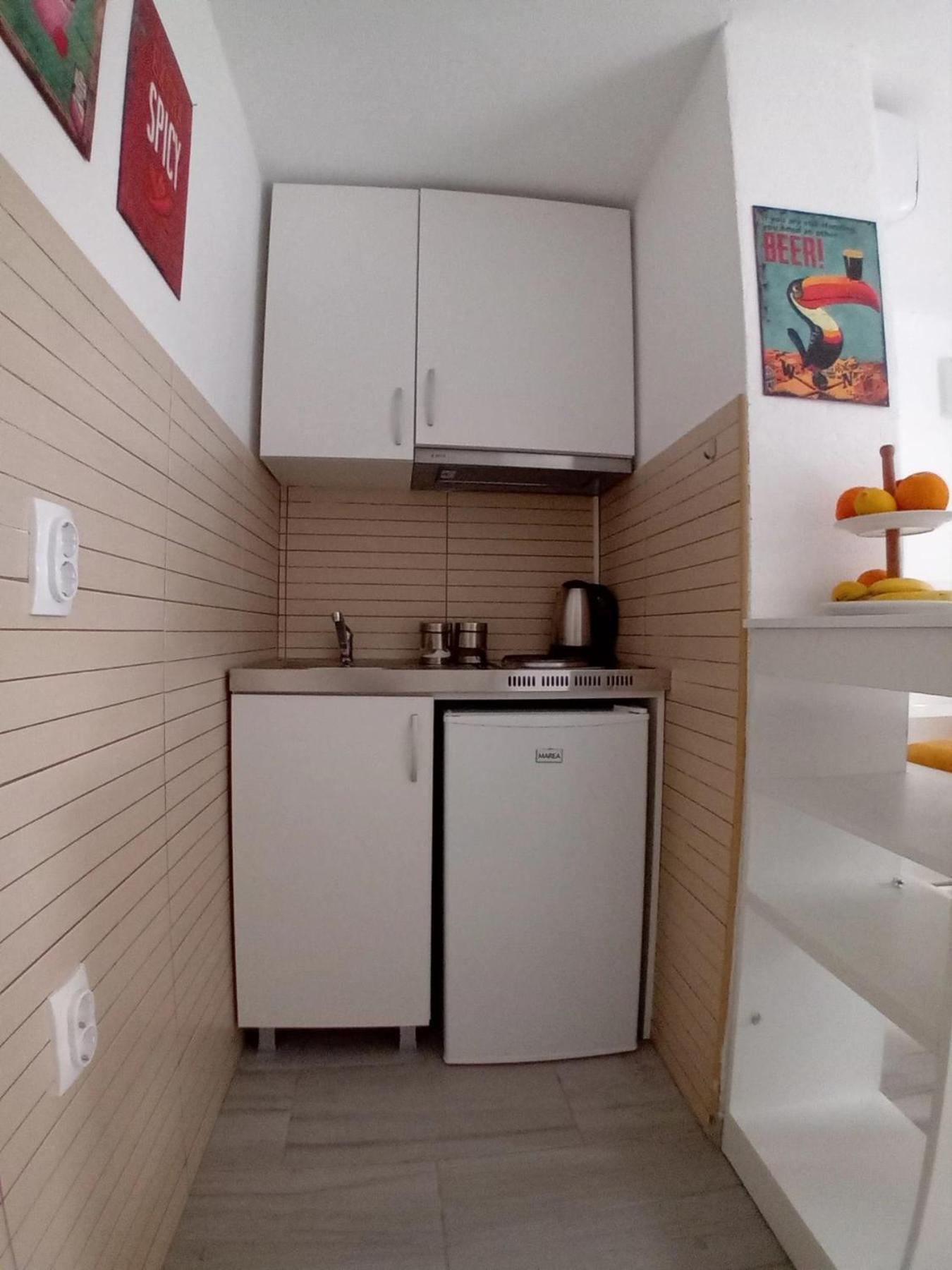 Kiwi Apartments Будва Экстерьер фото
