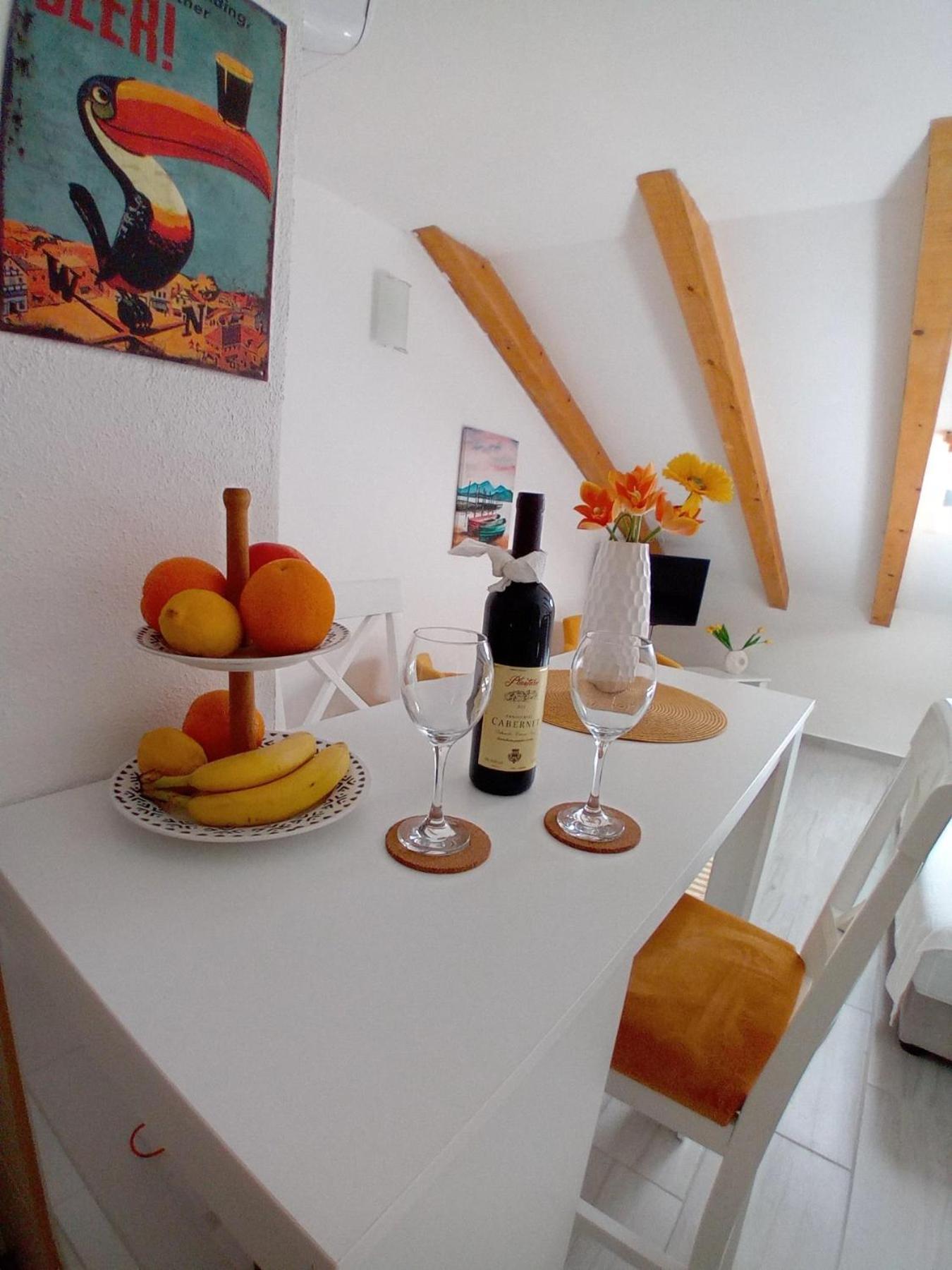 Kiwi Apartments Будва Экстерьер фото